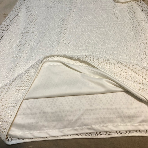 Express White Lace 3/4 Sleeve Dress - Picture 4 of 7